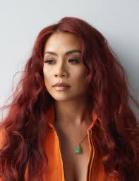 Lee Mai's Instagram, Twitter & Facebook