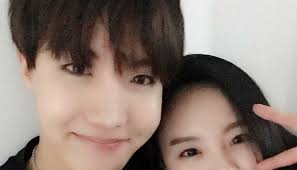 J_hope's sister is so pretty! Bts J Hope S Older Sister Is Drop Dead Gorgeous