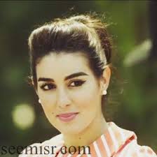 هى النسخة المصرية من الموديل الأمريكية الجميلة الشهيرة سيندى كروفورد، الوجه الجميل الصاعد ياسمين صبرى تلك الفتاة التى لفتت الأنظار اليها بجمالها الهادئ وشقاوتها فى مسلسل طريقى. Ù…Ù‚ÙˆÙ„Ø© Ø§Ù„Ù…Ø¸Ø§Ù‡Ø± Ø®Ø¯Ø§Ø¹Ø© ØªØ«Ø¨Øª ØµØ­ØªÙ‡Ø§ Ù…Ø¹ Ø§Ù„ÙÙ†Ø§Ù†Ø© ÙŠØ§Ø³Ù…ÙŠÙ† ØµØ¨Ø±ÙŠ ØªØ¹Ø±Ù Ø¹Ù„ÙŠ Ù…Ø¹Ù„ÙˆÙ…Ø§Øª Ø¹Ù†Ù‡Ø§