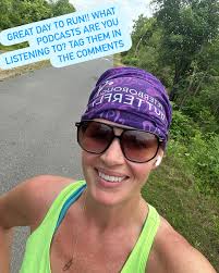 Good morning you trail running tea drinkers. I've got a predicament…. My  running buddy has let me down and so I am off to The Running Show