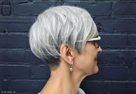 If you want to try more fun models instead of classic short among the pixie short hair cuts, gray hair has become quite popular lately. 15 Flattering Short Hairstyles For Women Over 60 With Glasses