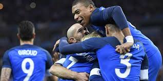 Devant au score durant la majeure partie de cette rencontre, l'allemagne a craqué face à une équipe hollandaise qui s'est tardivement réveillée. Foot Les Bleus Avec L Allemagne Et Les Pays Bas Qu Est Ce Que La Ligue