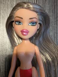Bratz Custom Cher Horowitz (Clueless) doll