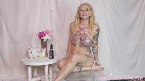 Goddess Vivian Leigh - Menage Trois Mixup