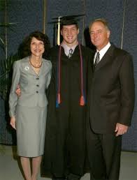 The tebow kids were able to apply the scriptures they memorized to their everyday lives. Tim Tebow And His Parents On Graduation Day Tim Tebow American Athletes Beautiful People