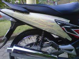 Modifikasi motor yamaha new vega r movitar bahan :orajet harga : Tutorial Membuat Pola Stiker Motor Mrstiker 2 Stiker Motor Premium Striping Motor Suka Suka Decal Motor Mr Stiker