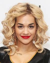 African American Celebrities Who Wear Blonde Hair Well Bright Lips Celebrity Hairstyles Blonde Hair