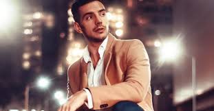 His father, eugenio derbez, had a prominent career as an actor and director. Vadhir Derbez Without Filters The Singer Spoke About His Relationship With Mauricio Ochmann And Who Is His Father S Darling World Today News