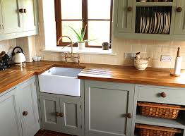 Even better, painting kitchen cabinets is a work you can actually do by yourself, making it a diy project idea worth your time and attention. How To Paint Kitchen Cabinets Wow 1 Day Painting