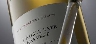 Nederburg S Noble Late Harvest Wins Decanter Regional Trophy South African Wine Rot Grapes
