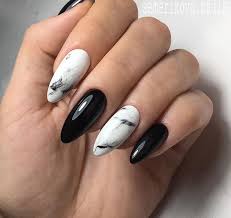 Black associated with power, strength, mystery, elegance, and sophistication, black is the darkest color. Pin By Alina Shukshina On Manikyur Nails 2020 2021 White Nails Trendy Nails Black Nails