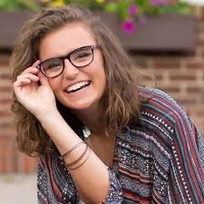 Madelyn Goodman's Instagram, Twitter & Facebook