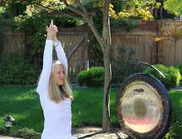 Последние твиты от yoga & gong with ali (@yogagongwithali). Bang A Gong Paperback Yoga