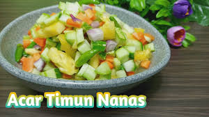 Belah memanjang timun lalu buang bijinya. Cara Membuat Acar Timun Nanas Youtube