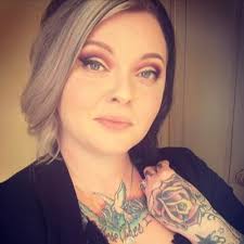 Cat Clark (@cat_luvs_music)