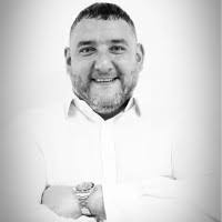 40+ "Gavin J." profiles