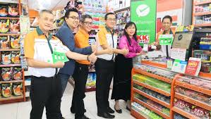 Chinese payment platforms wechat pay and alipay say they can now support foreign credit and debit cards. Tencent Launches Wechat Pay My In Malaysia Kk Group