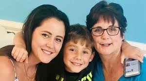 Jace, le fils de 16 ans de Jenelle Evans de Teen Mom, retourne vivre chez  sa grand-mère Barbara en Caroline du Nord après une dispute familiale. :  r/TeenMomOGandTeenMom2