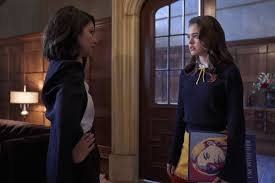 Lulu Antariksa And Kaylee Bryant In Legacies 2018 Legacy Penelope Female Fighter