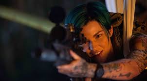 Loja online de animais de estimação zoomalia. Kostenfreier Download Grunhaarige Frau Mit Messern Ruby Rose Adele Wolff Xxx Ruckkehr Von Xander Cage Bildschirmhintergrund Wallpaperbetter