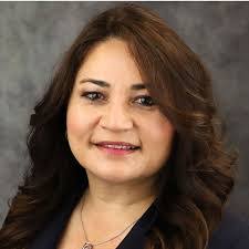 Michelle Lustig's Instagram, Twitter & Facebook