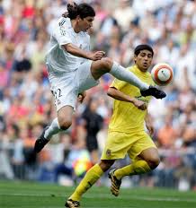 Dieci O Pamplo Gkarsia Me Thn Fanela Ths Real Madriths Facebook