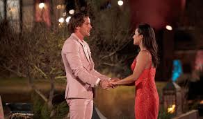 #hannah brown #hannah b #the bachelorette #the bachelor #bachelor nation #pilot pete #tyler i've never seen a single episode of the bachelor and bachelorette but from what i've read online, i really. Former Uh Basketball Player Landon Goesling Got A Raw Deal On The Bachelorette