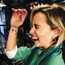 When your sun and stars rolls into town you check that he can still bench press a khaleesi. The Earrings Creoles Of Emilia Clarke On His Instagram Emilia Clarke Spotern