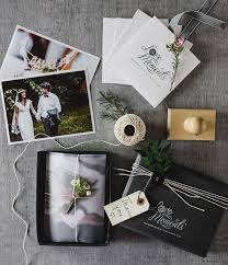 Hochzeitsfotograf In Berlin Valentin Paster 900 Fotograf Hochzeit Papeterie Hochzeit Hochzeitsbuch