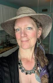 Michelle Spradlin's Instagram, Twitter & Facebook