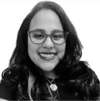 60+ "Fernanda Lora" profiles