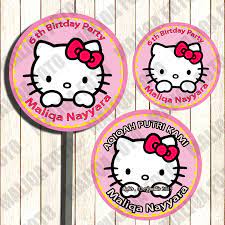 Sebenarnya sangat mudah sekali ya untuk membuat pesta ulang tahun dengan konsep hello kitty. Hello Kitty Stiker Bulat Topper Cupcake Ulang Tahun Anak Ukuran 5 7 Cm Shopee Indonesia