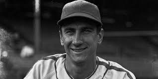 Marshall Gee's Instagram, Twitter & Facebook