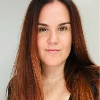 100+ "Laurie C." profiles