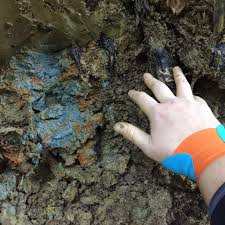 blue clay – vivianite – Anja Slapnicar
