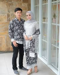 Motif Batik Pasangan Modern Gaun Batik Model Baju Wanita Batik