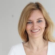 Heidi Lorenz's Instagram, Twitter & Facebook