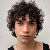 Erick Colindres's Instagram, Twitter & Facebook