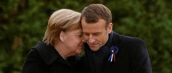 Je n'apprendrai rien à personne en disant que rethondes est certes le symbole d'une victoire, mais il est aussi celui de l'emprise du nazisme sur l'europe. Macron Et Merkel Reunis A Rethondes Pour Une Ceremonie Hautement Symbolique Le Point