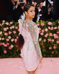 Check out american youtuber liza koshy biography, wiki, height, weight, body measurements, age liza koshy was born on the 31st of march 1996, in houston, texas, united states of america. Liza Koshy Bio Wiki Age Height Figure Boyfriend Net Worth