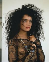 Lisa Bonet - Free pics, galleries & more at Babepedia