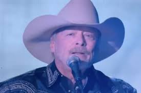 Entire Room Is Stunned After This Phenomenal Cover Of Chris Stapleton's  “Either Way”