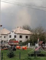 Aus wikipedia, der freien enzyklopädie. Na Gemeri Sa Vyskytlo Tornado Extraplus