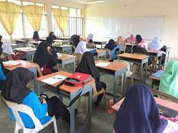 Senarai kolej vokasional seluruh malaysia dan kursus kv terkini yang ditawarkan. Kolej Vokasional Kolej Vokasional Ert Azizah Johor Bahru Facebook