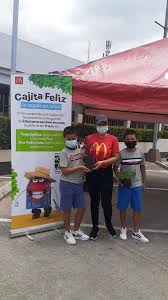 ✨Hoy tu Cajita Feliz te regala un árbol para sembrar en casa, ven por el  tuyo a McDonald's.🌳 McDonald´s Tegucigalpa McDonald´s San Pedro Sula  Válido hasta agotar existencias*