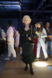 Lili caneças was born on april 4, 1944 in guarda, portugal as maria alice de carvalho monteiro. Fama Show Lili Canecas Assume Luta Contra O Cancro