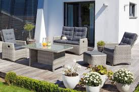 Verschönern sie noch heute ihren garten oder balkon und schaffen sich ihre. Gartenmobel Materialien Alle Eigenschaften Im Uberblick Gartenmoebel De