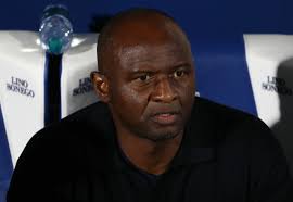 A Midnight Howl|Lynn Jackson.