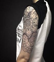 Black And White Sleeve Tattoo 45 Awesome Half Sleeve Tattoo Designs Tattoos Half Sleeve Tattoos Designs Sleeve Tattoos For Women
