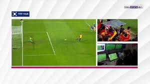 Deplasman maçında da puan kaybederken göztepe ise üst üste 4. Goztepe Fenerbahce 2 2 Turkyposts